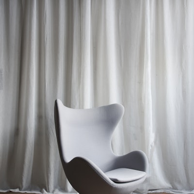 Arne Jacobsen Egg chair 2020
