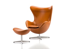 Arne Jacobsen Egg chair + foot stool